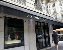 Des Gateaux Et Du Pain Comme Son Nom L Indique Painrisien