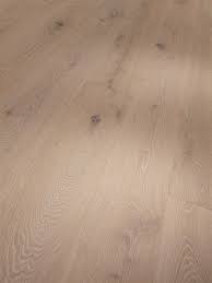 Parador Parkett Eco Balance Landhausdiele Eiche Geburstet Rustikal Matt Lackiert Weiss Mit 4v Micro Fase Eiche Parkett Landhausdiele Eiche