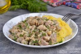 картошка с курицей и грибами в сметане в духовке Kurica S Gribami V Smetane Na Skovorode Sovet Da Eda Recept Eda Nacionalnaya Eda Kurica S Gribami