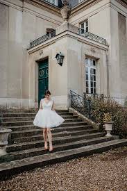 Élégantes, chic et raffinées, en soie, mousseline ou taffetas, choisissez parmi les nombreux modèles des robes pour les mères de la mariée ou du marié ! Idees Pour Des Robes De Mariee Romantiques Et Modernes Blog Mariage Mariage Original Pacs Deco