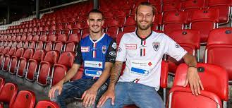 Fc aarau profile, results, fixtures, 2021 stats & scorers. Fc Aarau Spielt Mit Dem Roten Kreuz Auf Der Brust Das Rote Kreuz Im Kanton Aargau