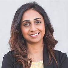 Michaela Oldfield's Instagram, Twitter & Facebook