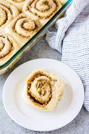 Baklava Cinnamon Rolls Recipe Favorite Breakfast Recipes Delicious Breakfast Recipes Breakfast Recipes Easy