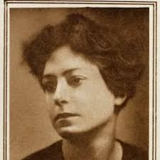 Dorothy and Toto fall asleep in the deadly poppy field from The Wizard of  Oz. Art Prints, Posters & Puzzles from Mary Evans