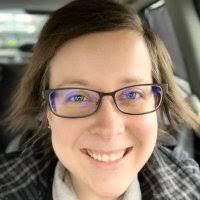 Esther Varney (@essiejmini)