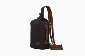 Living anywhere near or in a modern metropolis, you've certainly seen the latest trend in man bags. 13 Best Sling Bags Top Men Edc Backpacks 2020 Guide