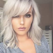 Do you have curly hair, straight hair, or something in between, here are 15 gorgeous medium hairstyles with bangs to consider! Pin On Hair Cuts
