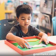 Los mejores juguetes para niños autistas qué juguetes regalar a un niño con autismo? 14 Juegos En Casa Para Estimular A Los Ninos Con Sindrome De Asperger