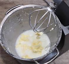 Comment Faire Du Beurre Maison Recette Facile Il Etait Une Fois La Patisserie