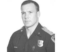 Lynn Lund Obituary (1935