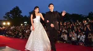 Beda Usia Hingga Menikah Di Usia Tua Ini Penyebab Cerai Song Song Couple Lifestyle Fimela Com