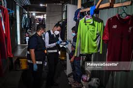Sektor pembuatan mencatatkan kemasukan selain kesan positif yang dibawa oleh buruh asing dalam sesebuah ekonomi, llull (2008) berpendapat bahawa migrasi dari luar ke dalam sesebuah. Warga Asing Apa Impak Dan Puncanya