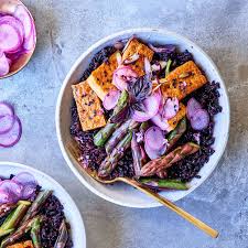 Black Beans Black Rice And Black Sesame Seeds All Contain Anthocyanins Potent Antioxidant Compounds That Have Been Shown To Re In 2020 Tofu Recipes Vegan Dinner Plan