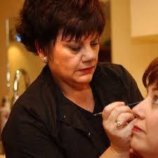 Roxanne Hartman's Instagram, Twitter & Facebook