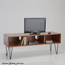 Jika kita mencari tentang cara membuat meja tv dari multiplekkita sudah benar berada di sini. Meja Tv Modern Kayu Jati Kaki Besi Berkah Jati Furniture