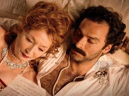 I've got my tickets for 'Les Liaisons Dangereuses' 🎉 I noticed that the  National Theatre is filming couple of the performances