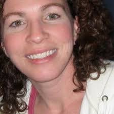 Kami Dixon's Instagram, Twitter & Facebook