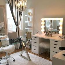Click For New Makeup And Beauty Room Tips Tutorials And The Resources To Glam Your Beautyroom Grow Your Makeup Collect Beauty Room Makeup Rooms Glam Room
