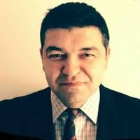 100+ perfiles de «Simovski»