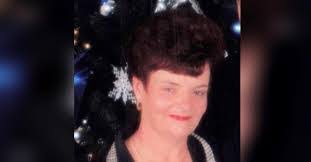 Gloria Peacock's Instagram, Twitter & Facebook