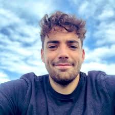 Dan Hull-Sieff (@hull_sieff)