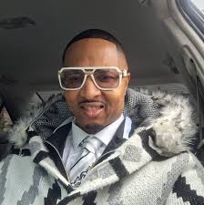 Tried raising your prices and lost customers? You're not alone  @cutebuttongirl . Here's how to do it the right way, without driving people  off. #pricingtips #smallbusinesstips