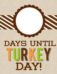 Crow with punkin have been hand painted and the countdown blocks have six different patterned scrapbook papers applied for lots of different combinations. Here Is Your Easy Thanksgiving Countdown Display Be Sure To Stay Tuned For Another Cute Paper Cr Thanksgiving Countdown Day Countdown Days Until Thanksgiving