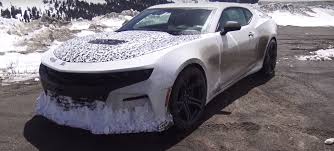 Which of these two seemingly incomparable track day specials is on the one hand you have the 2019 chevy camaro zl1 1le, a middle linebacker of a sports car that's also a dance major. 2019 Chevrolet Camaro Ss 6 2l V8 Exhaust Sound Is Vicious In Real Life Video Autoevolution