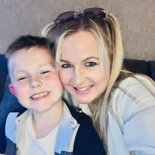 Yllas or Saariselka for Tui Santa trip for 6 yr old? We went to Saariselka  10 years ago, loved the Santa visit, the toboggan run and the village feel.  Would you go