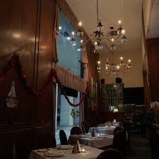 Le Petit Paris Restaurant Chicago Il Opentable