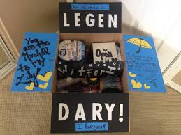 Cute Birthday Gifts For Your Mom Diy How I Met Your Mother Themed Care Package For My Sailor While He S Gone On Dep Presentes Originais Dia Dos Namorados Ideias Criativas Presentes Criativos