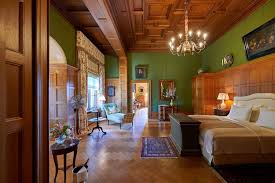 Hotel diana din saturn un bloc comunist transformat in hotel de 2 stele cica. Schlosshotel Kronberg Luxusurlaub Mit Diana Feeling Gala De