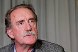 Eduardo Artés: “Camila Vallejo se domesticó dentro del Parlamento burgués  existente”