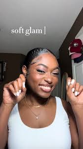 Katelyn Barron's Instagram, Twitter & Facebook