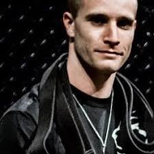 Ryan Teeter's Instagram, Twitter & Facebook