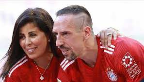 فرانك ريبيري مع زوجته الجزائرية وهيبة frankribery dz algerie bayernmunich riyadmahrez faf algeria couple photos photo couples