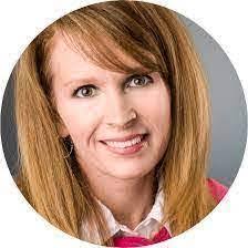 Dora Bryson's Instagram, Twitter & Facebook