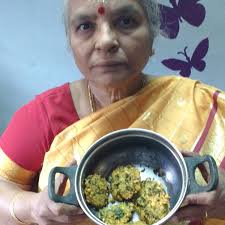 Palak wheat vadai recipe by Prriya Iyer at BetterButter