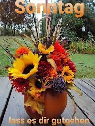Pin Von Hans Kloop Auf Sonntag In 2020 Herbst Florale Arrangements Herbstblumen Herbst Dekoration