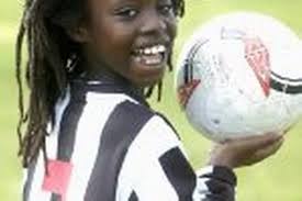 Zidane signs for boys' team