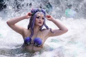 Two Professional Mermaids Reveal How They Get Paid To Live Like Ariel