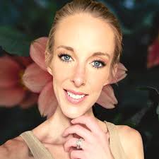 Jami Marie's Instagram, Twitter & Facebook