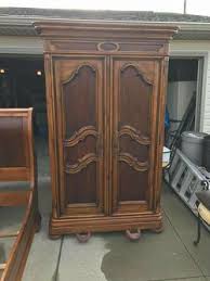 Maybe you would like to learn more about one of these? King Ethan Allen Tuscany Set For Sale In Sanborn Ny Offerup