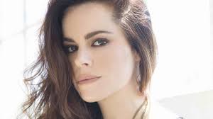 Schitt's Creek' Star Emily Hampshire Leads Rom-Com 'The End Of Sex'