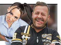 Ich finde diese spiele und matches total interessant und dass man mit so vielen fremden leuten unter einem dach lebt. Willi Herrens Tochter Alessia Zieht Bei Promi Big Brother Ein So Reagierte Der Schlagerstar Schlager