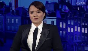 Od 2019 kierownik redakcji programu informacyjnego wiadomości (tvp1). Tvp Ile Zarabia Holecka Jacek Kurski Musi Ujawnic Wynagrodzenie Prezenterow