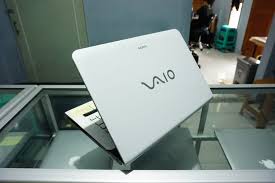 Varian ini merupakan inovasi baru di keluarga vaio pada. Jual Laptop Sony Vaio Sve141e11ew Core I7 White Eksekutif Computer