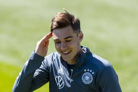 Florian neuhaus fm 2021 profile, reviews, florian neuhaus in football manager 2021, borussia mönchengladbach, germany, german, bundesliga, florian. Mkacrgfgdddaum