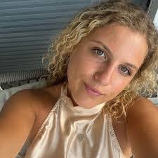 Calvin Esh's Instagram, Twitter & Facebook