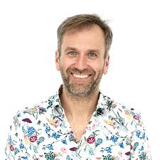 The Story Behind the Self-Learning Factory Concept